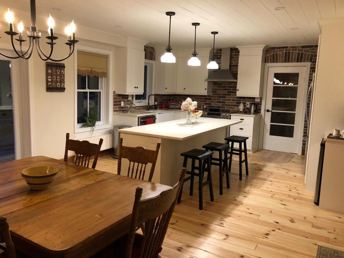 Sawyer'S Creek Bed And Breakfast Algonquin Highlands Esterno foto